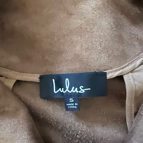 Lulu’s Jacket - Picture 4 of 4